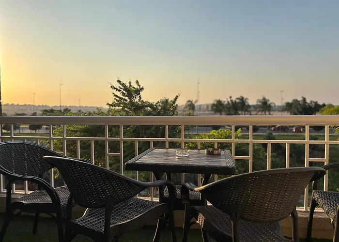 Luxury Inn: 3Br Amazing View In Madinaty12