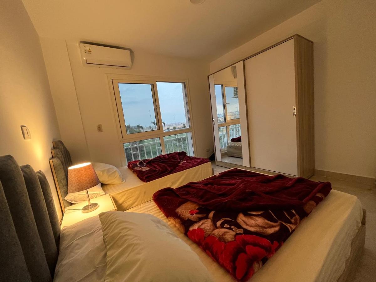 Luxury Inn: 3br Amazing View In Madinaty12 Madinaty